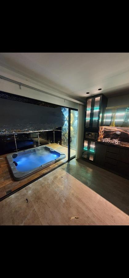 Vila La Casa En El Aire Medellín Exteriér fotografie